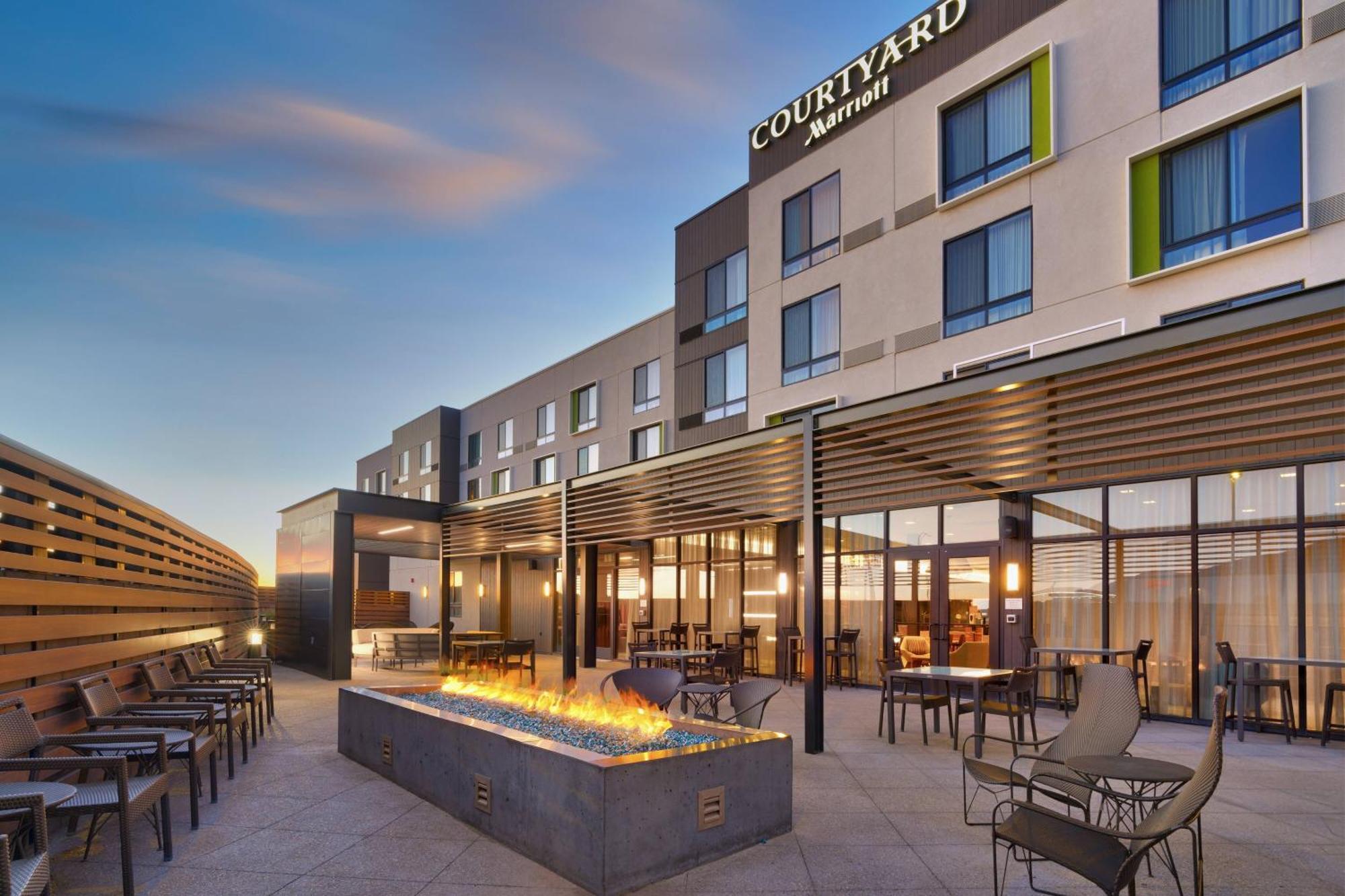 Courtyard By Marriott Cedar City Otel Dış mekan fotoğraf